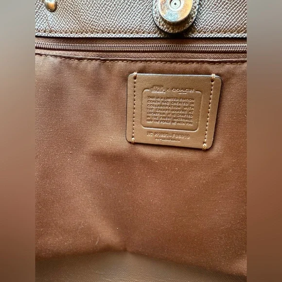 STAR WARS X COACH TOTE BLACK SILVER EUC - Picture 13 of 13